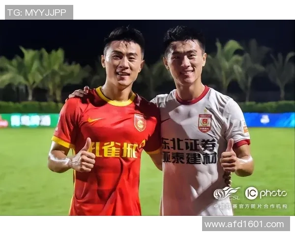 【亚泰青训】亚泰青训冬天练兵演出“兄弟德比”